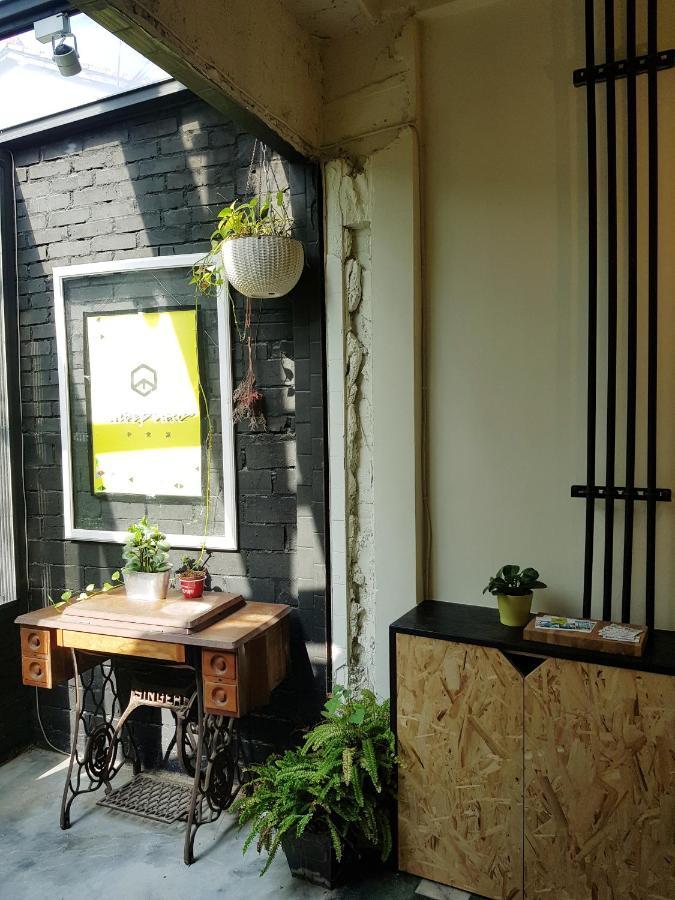 Avery Case Tainan Exterior photo